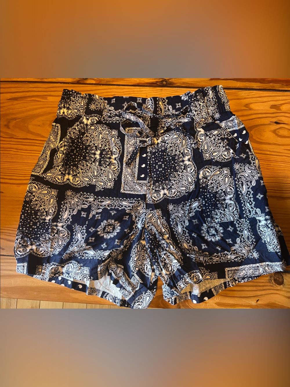 100% cotton High-Waist Bandana Print Women’s Shorts - Navy